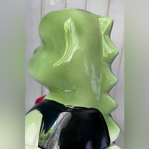 🦩 3/$15 Vintage Dragon Cookie Jar - Picture 3 of 6